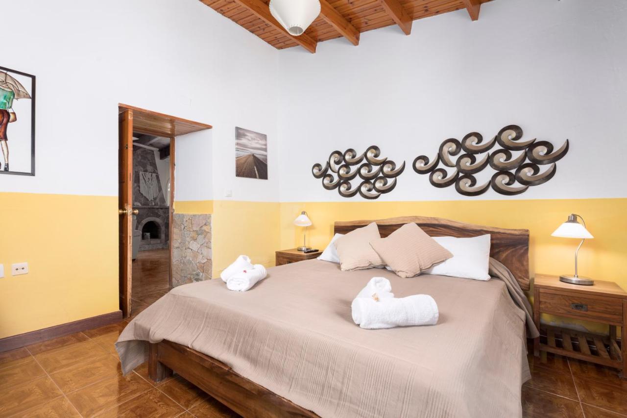 Home2Book Quiet Villa With Private Pool Трикивихате Экстерьер фото